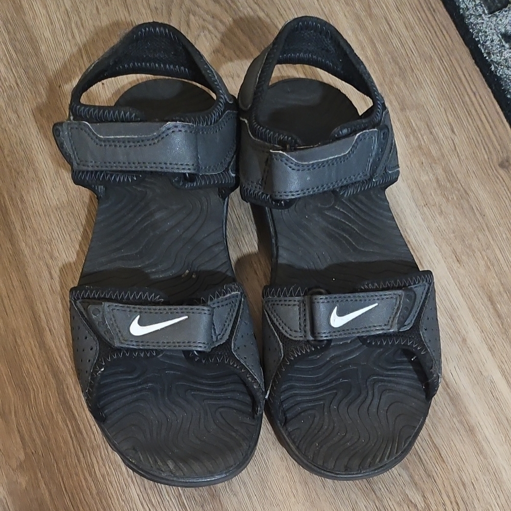 Nike Women Black Adjustable Sandals